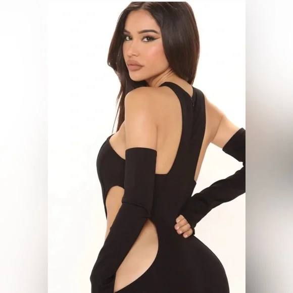 Elegant Black Cutout Jumpsuit Nova - Picture 3 of 5